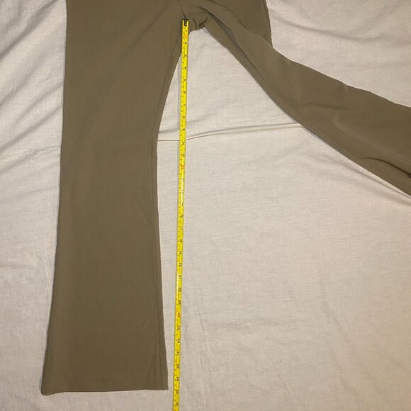 H&M Womens 4 Khaki High Rise Flare Pants Pull On Zipper Stretch Office Work NWT - Picture 8 of 10